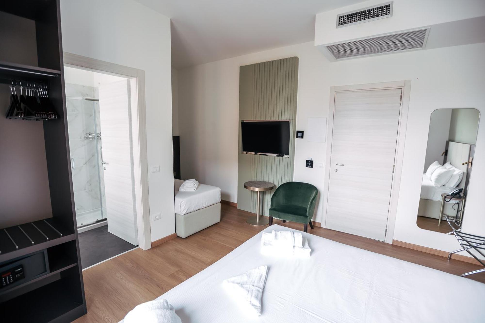 Hotel Arilica Peschiera del Garda Esterno foto